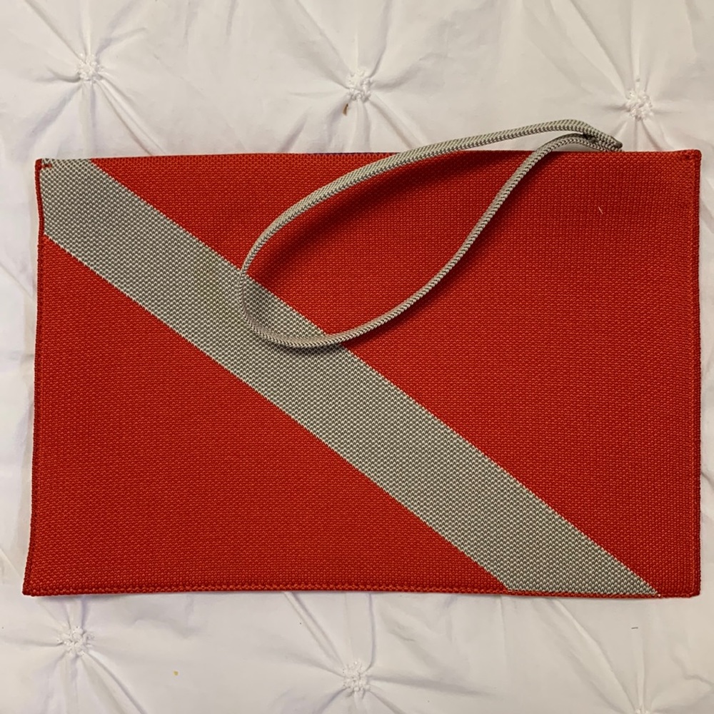 Rothys Essential Pouch, Bright Poppy, Like New.